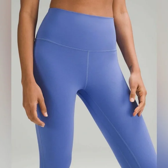 Lululemon Align High-Rise Mini-Flared Pant 28" - Picture 5 of 12